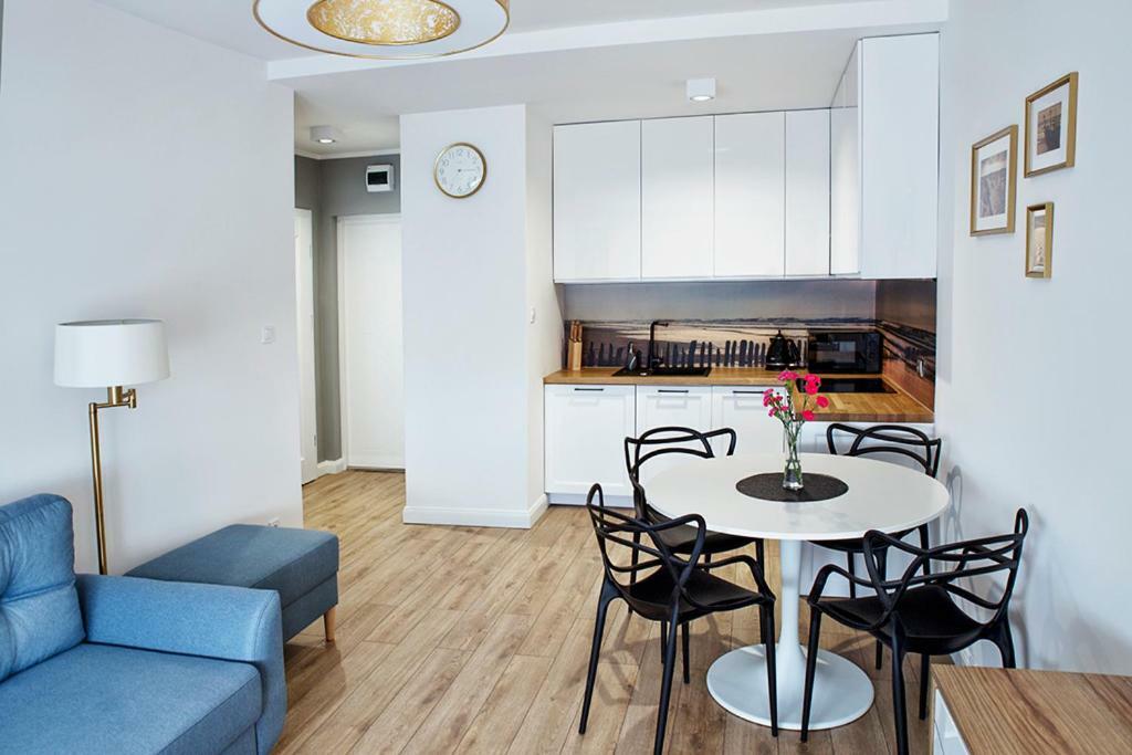 Apartamenty Silva Hel Exteriör bild