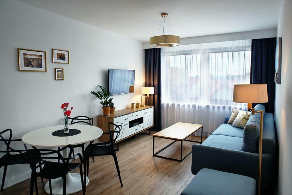 Apartamenty Silva Hel Exteriör bild